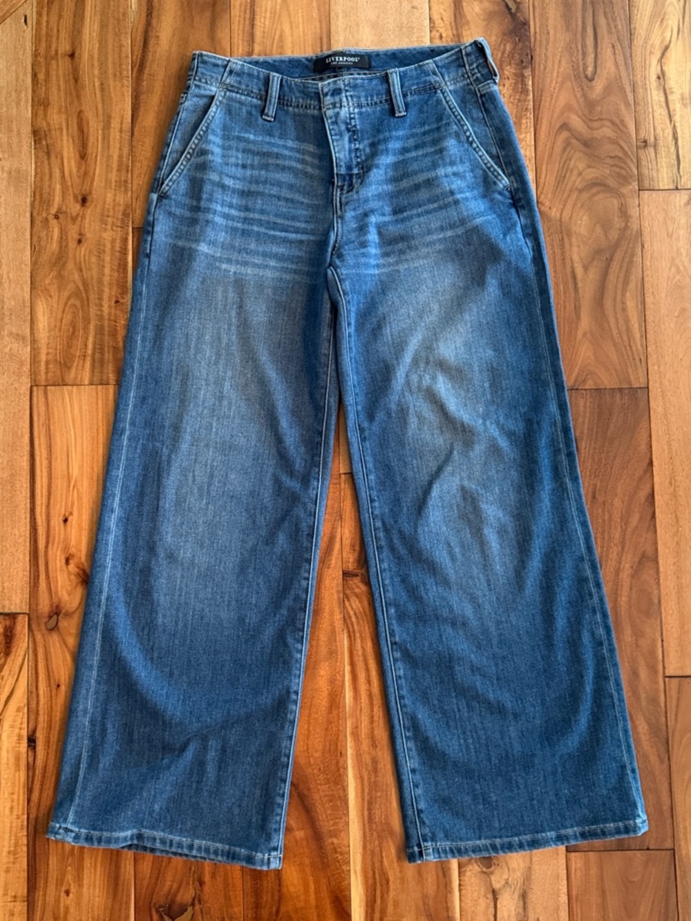 Liverpool Women's Wide Leg trouser Jean size 2